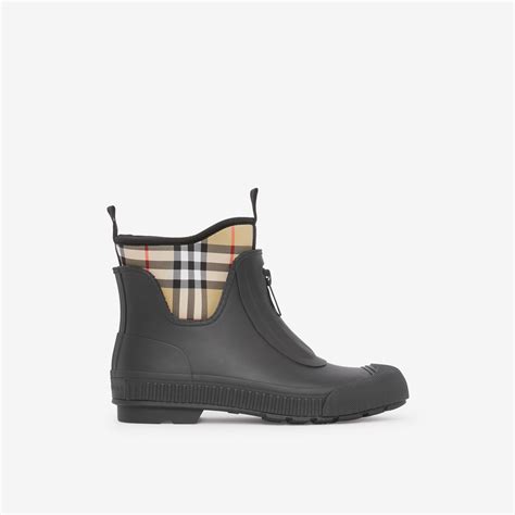 stivale pioggia burberry|Stivali da pioggia in neoprene e gomma con motivo Vintage check.